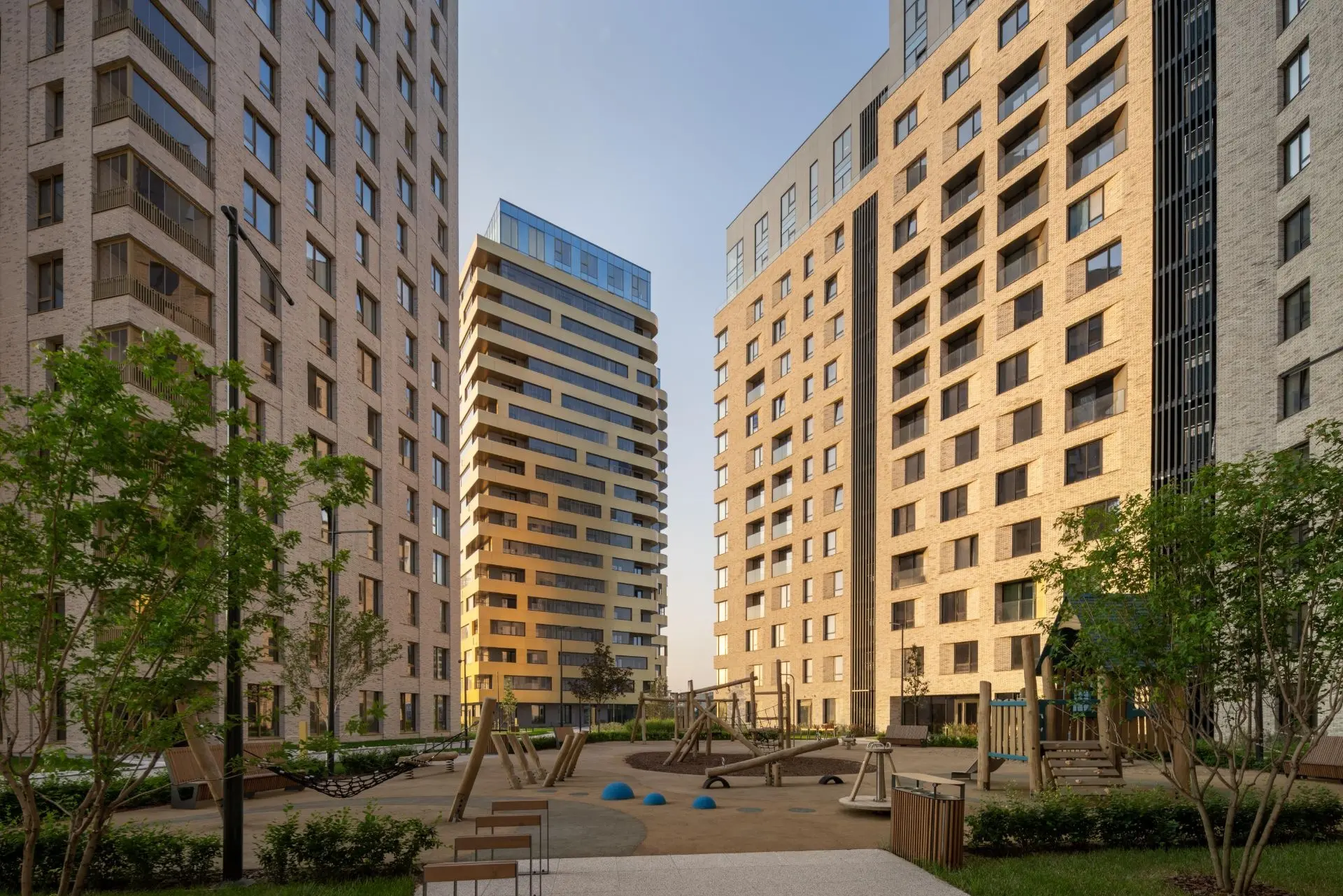 ЖК «Квартал Foriver (RiverSky)»