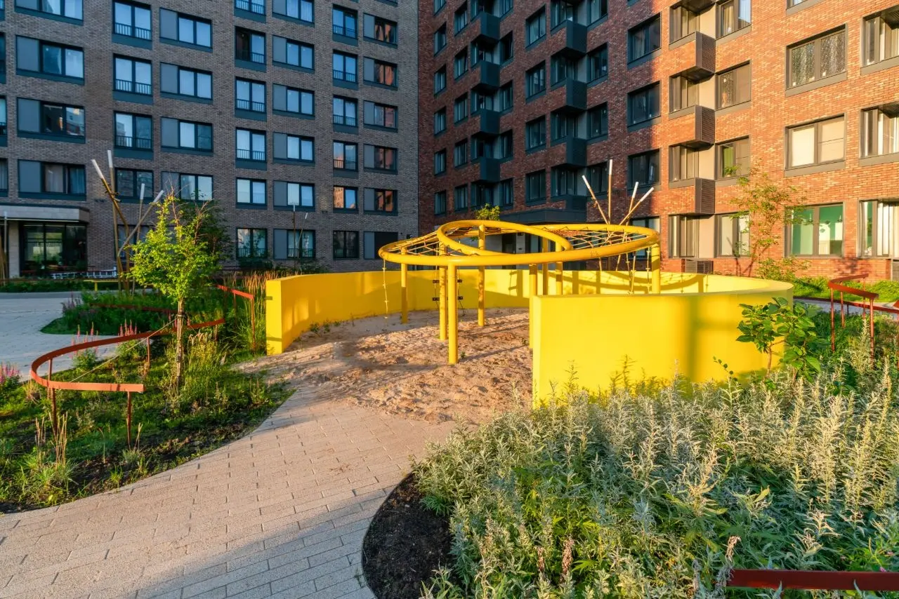 MainStreet (Мейнстрит)