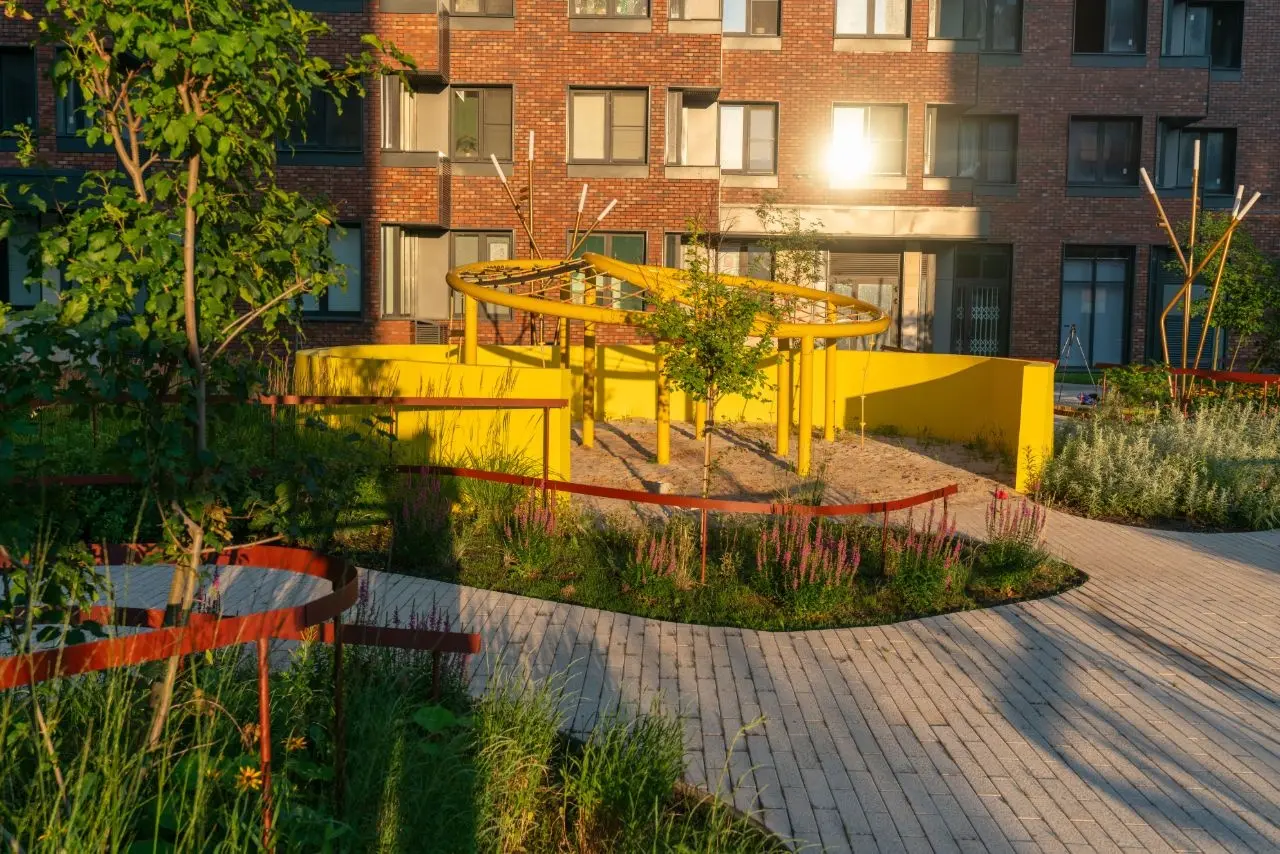 MainStreet (Мейнстрит)