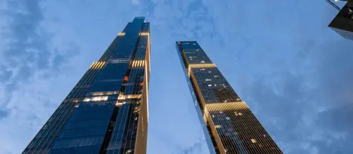 NEVA TOWERS (Нева Тауэрс)