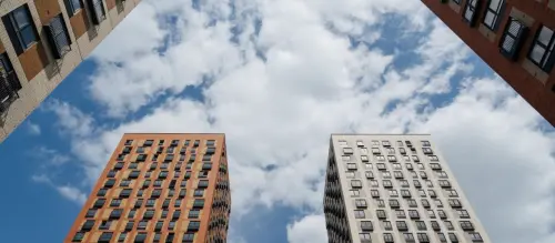 Красноказарменная 15